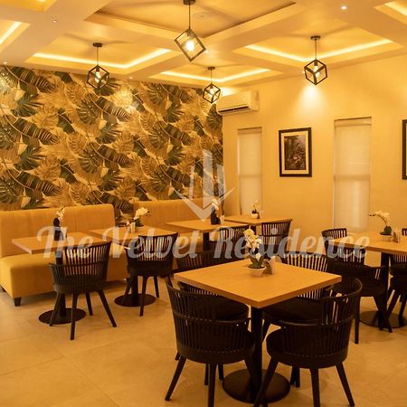 The Velvet Residence Abuja Exterior photo